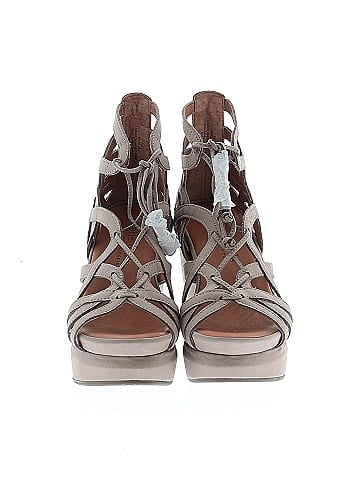 Gentle Souls by Kenneth Cole Wedges (view 2)