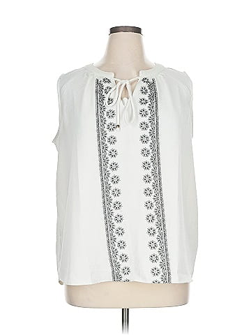 NY Collection Sleeveless Blouse (view 1)