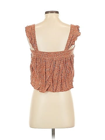 B.wear Sleeveless Blouse (view 2)