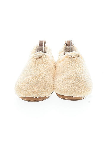 Ugg Flats (view 2)