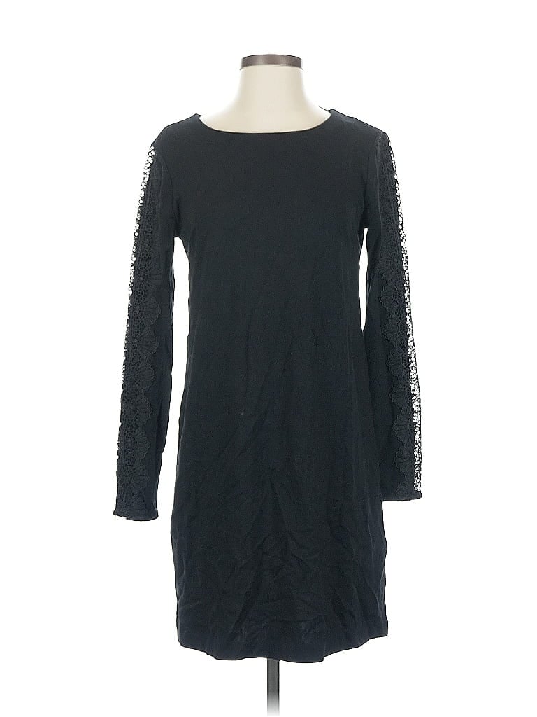 Click to view more detailed imagery on our partner's website Pre-owned Tahari Casual Dress In Black