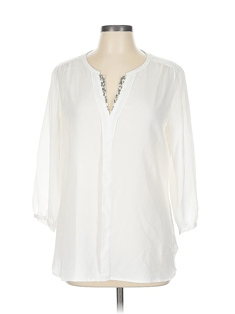 Click to view more detailed imagery on our partner's website Pre-owned New York And Company 3/4 Sleeve Blouse In White