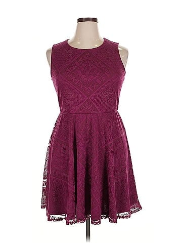 Xhilaration Cocktail Dress (view 1)