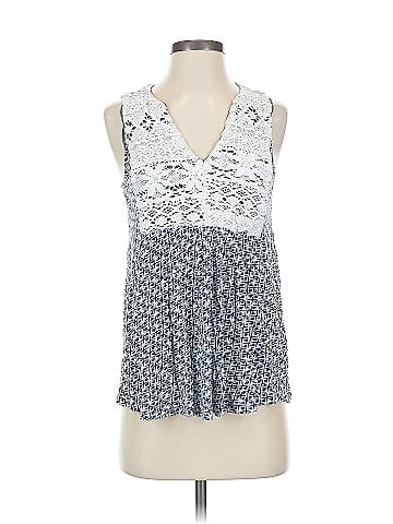 Tiny Sleeveless Blouse (view 1)