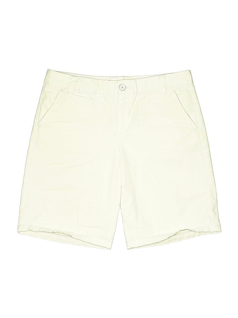 Click to view more detailed imagery on our partner's website Pre-owned Gap Khaki Shorts In White