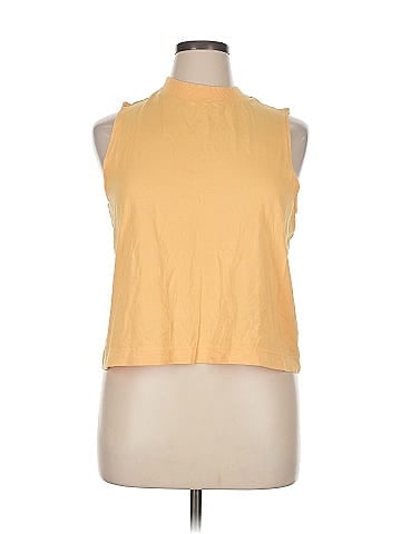 all in motion Sleeveless T-Shirt (view 1)
