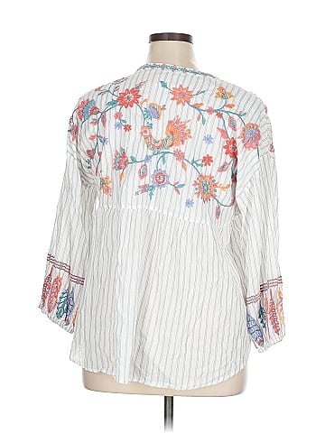 Johnny Was 3/4 Sleeve Blouse (view 2)