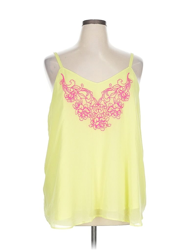 TORRID Pre-owned Sleeveless Blouse In Yellow
