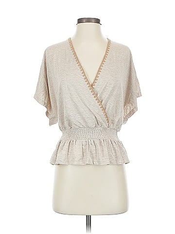 Hem & Thread Short Sleeve Top (view 1)