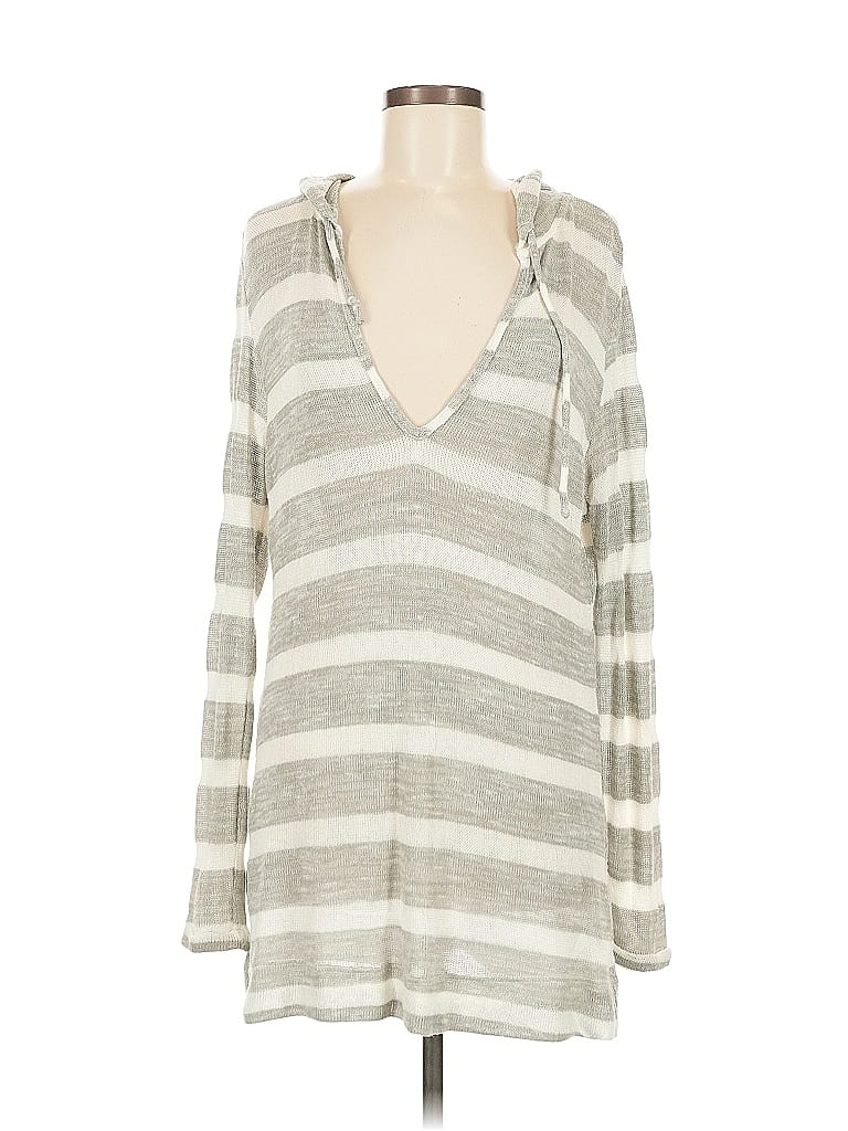 Click to view more detailed imagery on our partner's website Pre-owned La Blanca Long Sleeve T-shirt In Silver