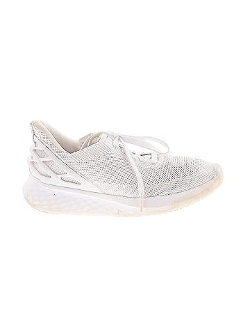 KIZIK Sneakers (view 1)