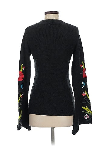 Romeo & Juliet Couture Pullover Sweater (view 2)