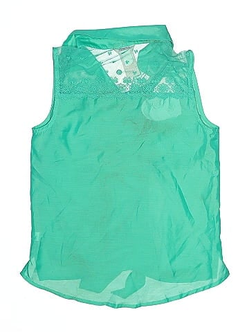 Candie's Sleeveless Button-Down Shirt (view 2)