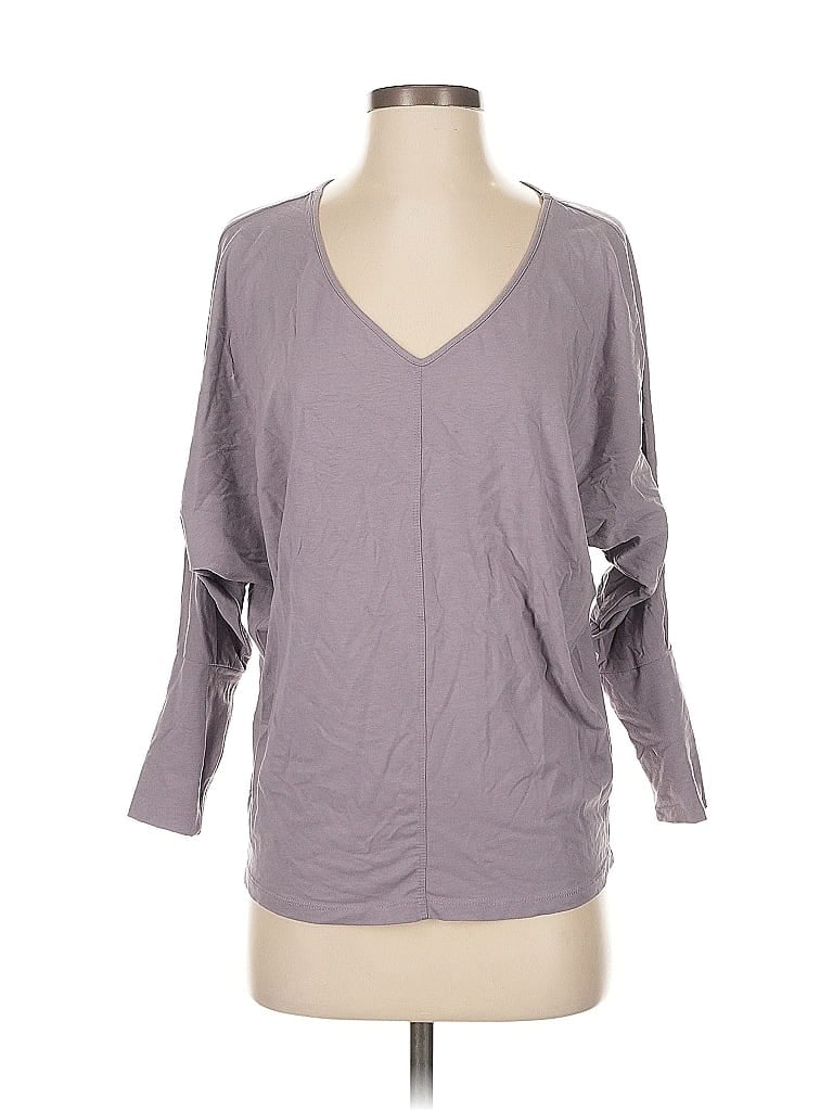 Click to view more detailed imagery on our partner's website Pre-owned Manduka 3/4 Sleeve Top Gray V Neck Tops