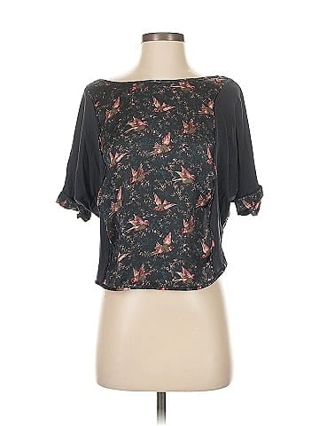 Tiny Short Sleeve Blouse (view 1)