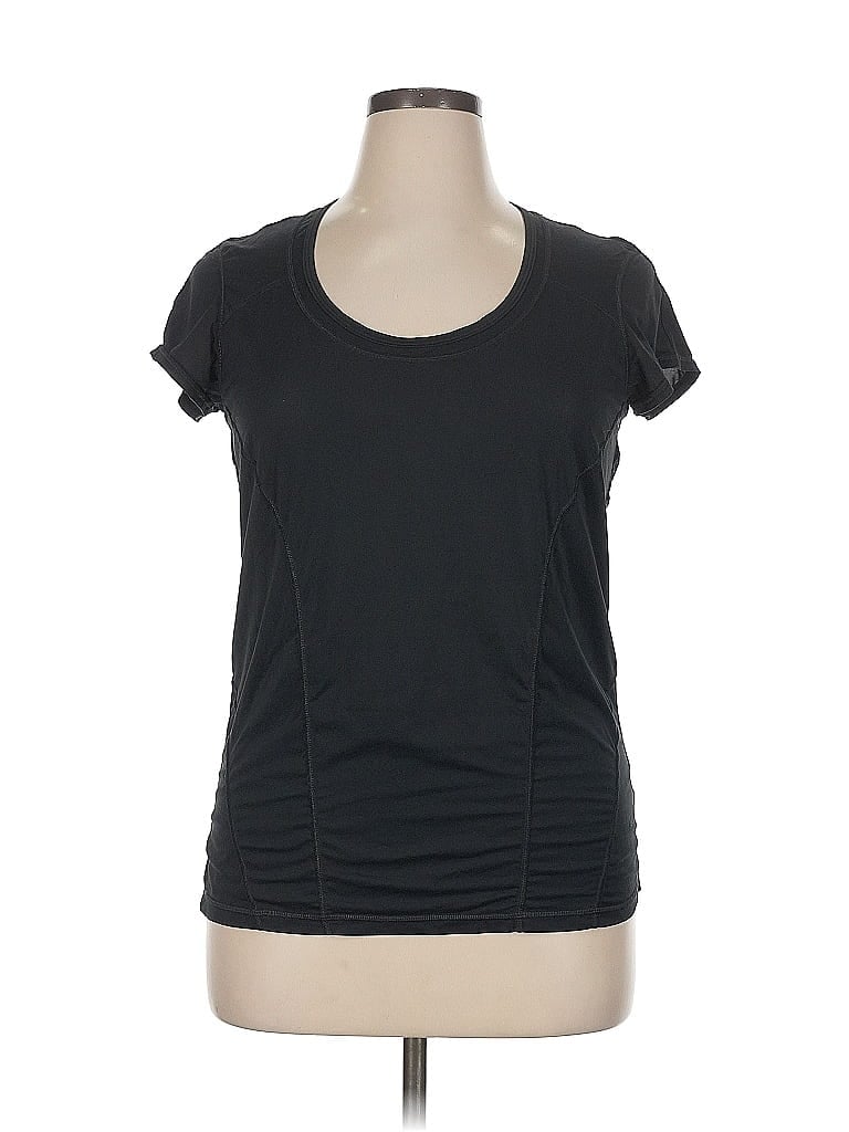 Click to view more detailed imagery on our partner's website Pre-owned Zella Active T-shirt In Black