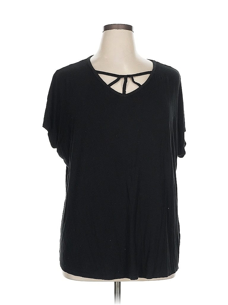 Pre-owned Terra & Sky Short Sleeve T-shirt In Black