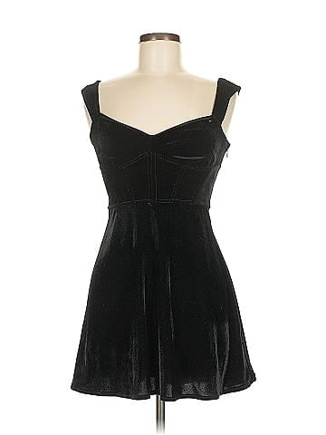 Urban Outfitters Cocktail Dress (view 1)