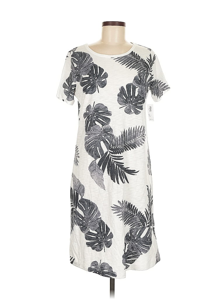 Old Navy Casual Dress In White