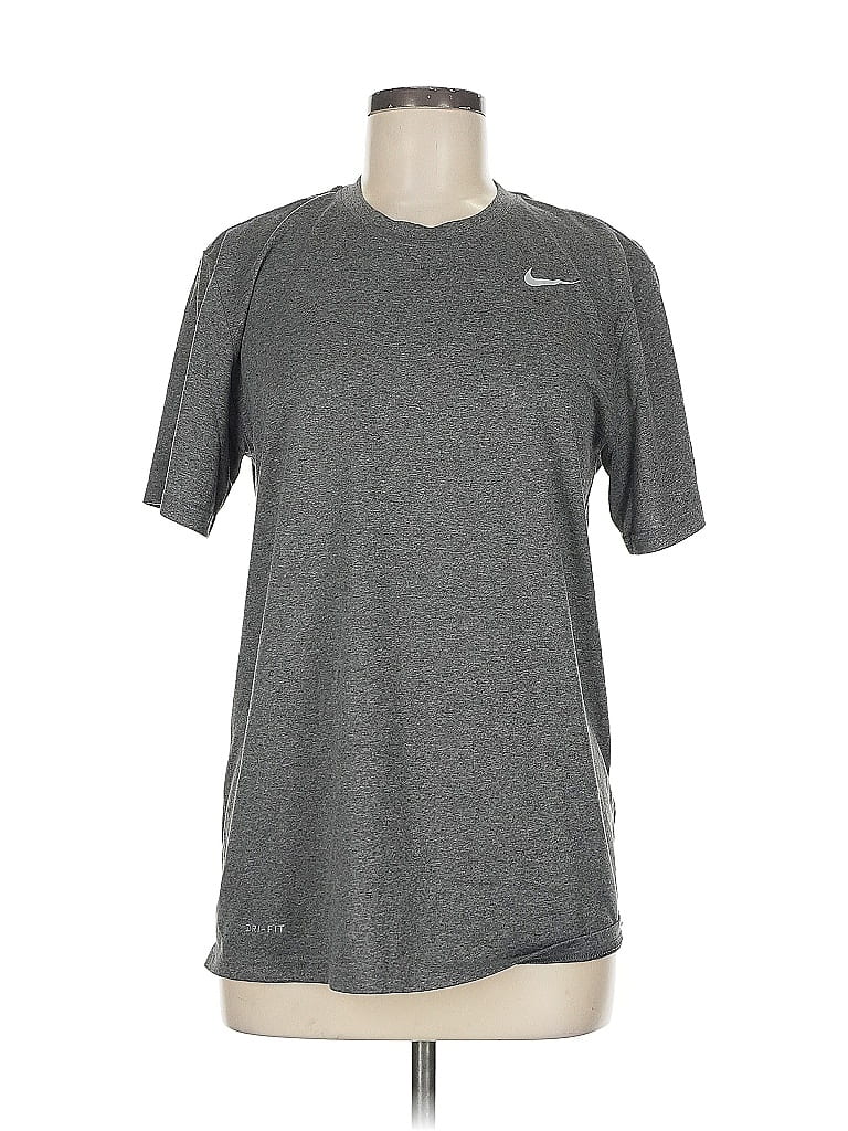 Pre-owned Nike Active T-shirt In Gray