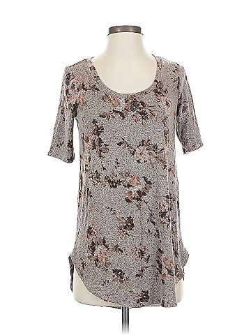 24/7 Maurices Short Sleeve T-Shirt (view 1)