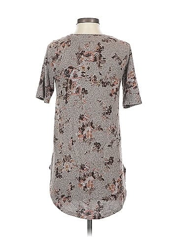 24/7 Maurices Short Sleeve T-Shirt (view 2)