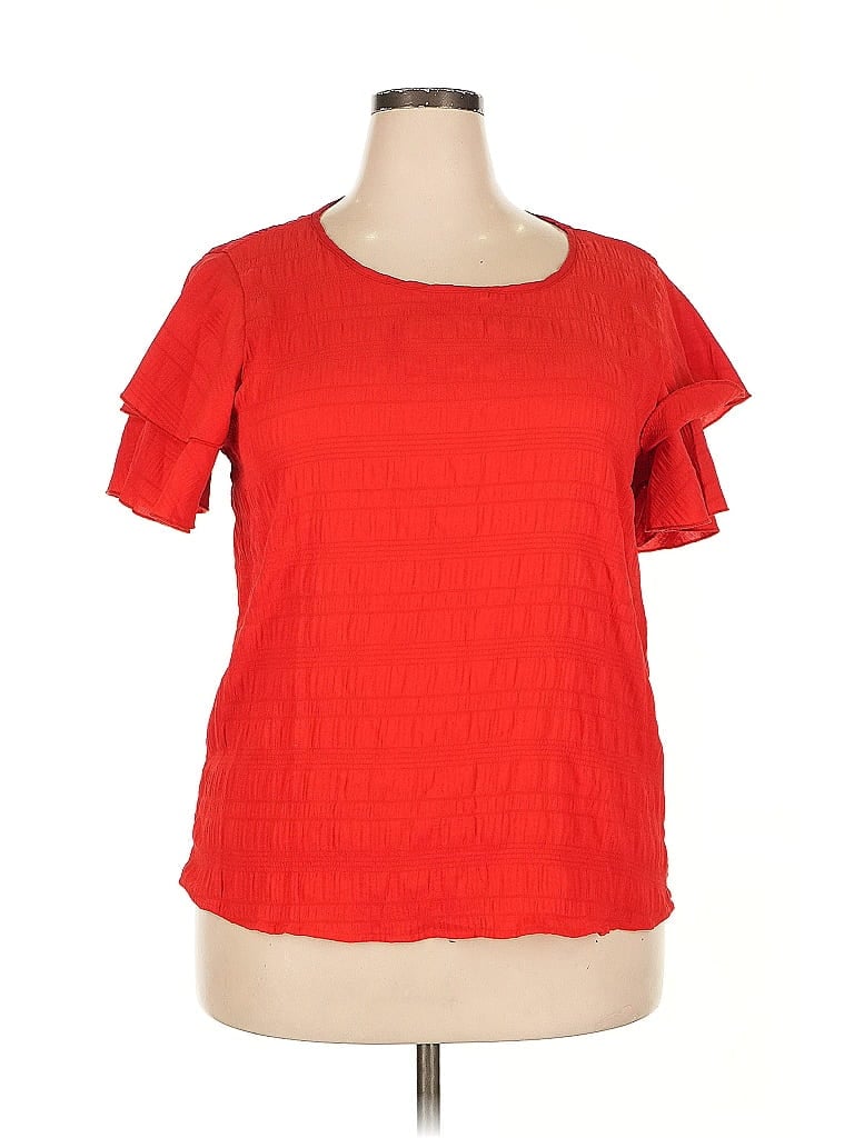 Click to view more detailed imagery on our partner's website Pre-owned Unbranded Short Sleeve Top Red Square Neckline Tops