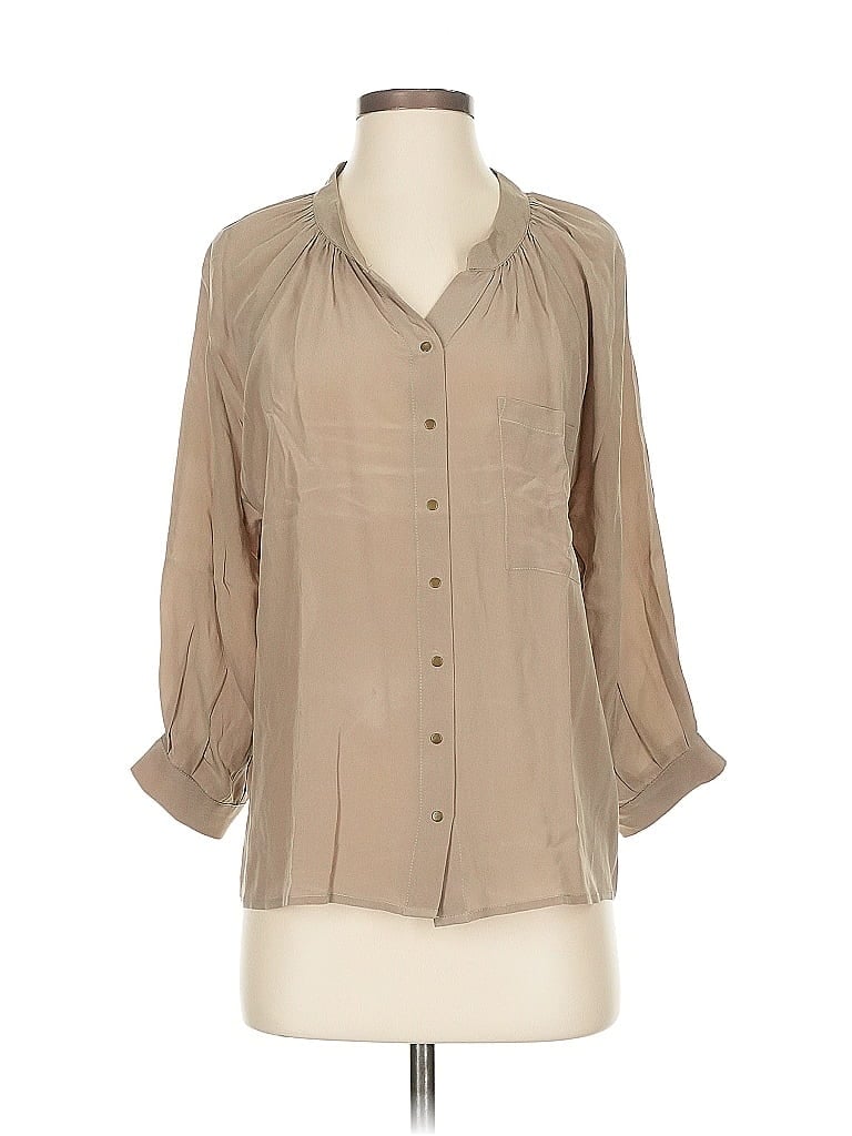 Click to view more detailed imagery on our partner's website Pre-owned Greylin 3/4 Sleeve Silk Top Tan V-neck Tops In Brown