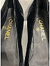 Chanel 100% Velvet Black Camellia Heels Size EU 36 1/2 - photo 6