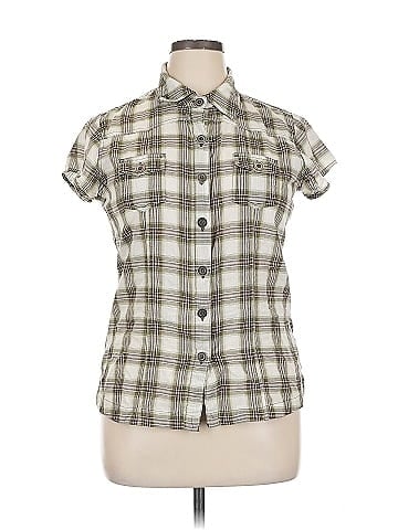 Maurices Short Sleeve Button-Down Shirt (view 1)