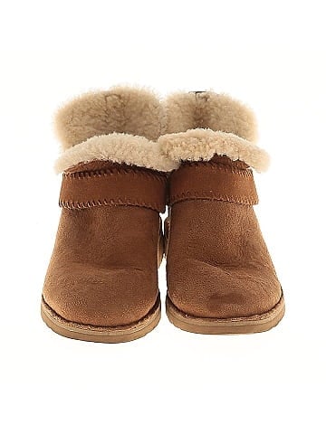 Ugg Ankle Boots (view 2)
