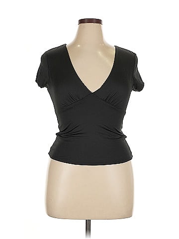 Almost Famous Short Sleeve Top (view 1)