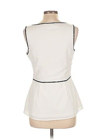 Francesca's Sleeveless Blouse (view 2)