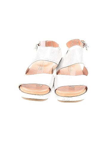 Gentle Souls by Kenneth Cole Wedges (view 2)