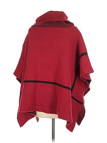 Coco + Carmen Poncho (view 2)