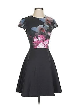 TED BAKERブラックドレス Brooklyn Dress by Ted Baker | Rent the Runway