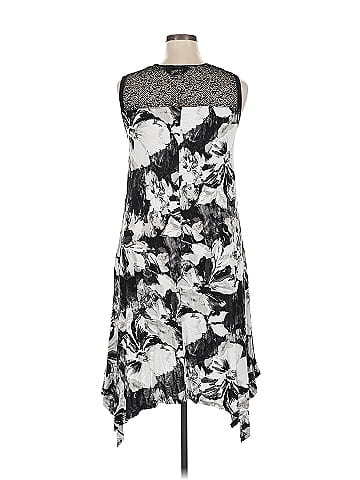 Simply Vera Vera Wang Casual Dress (view 2)