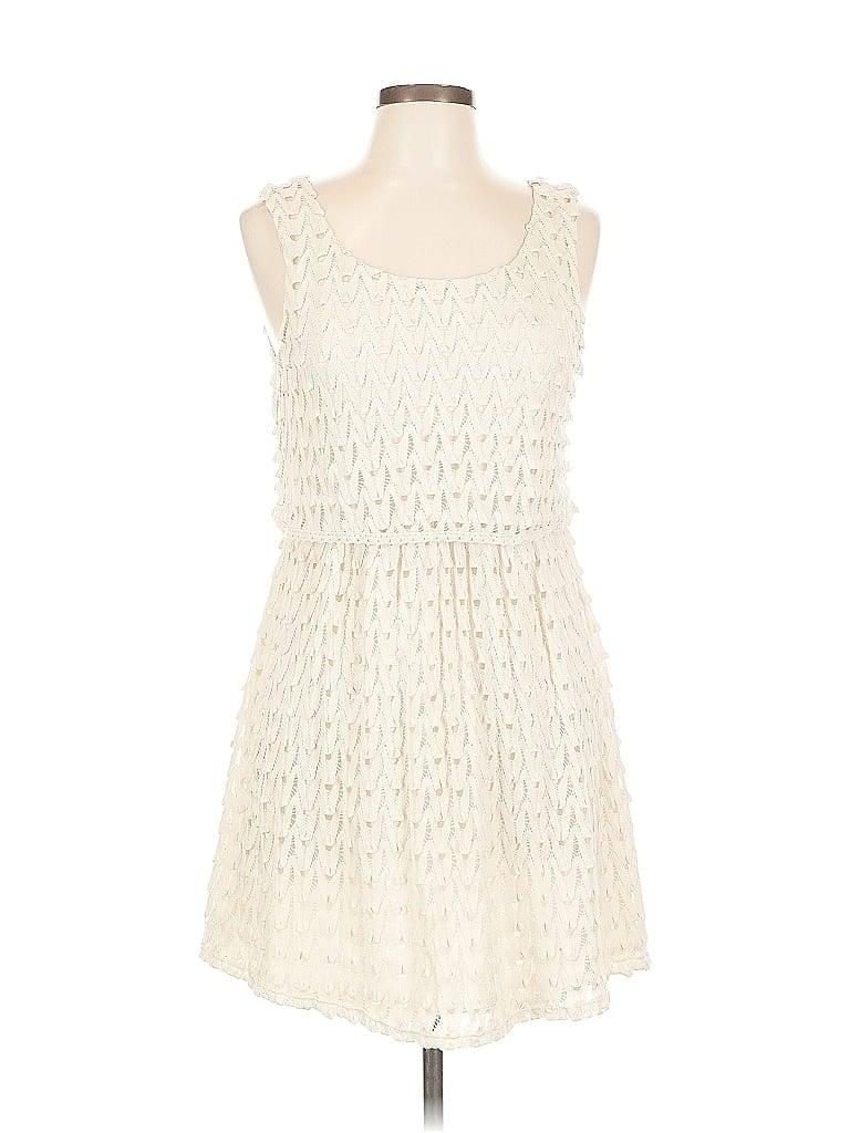 Pre-owned Lily Rose Casual Dress In White