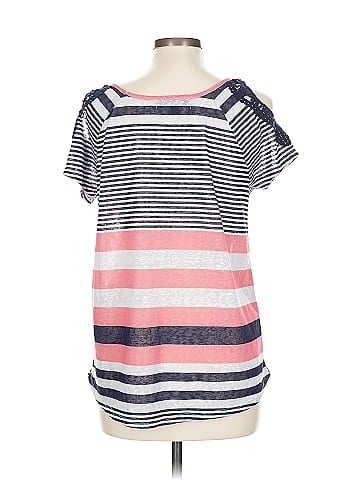 Almost Famous Short Sleeve Top (view 2)