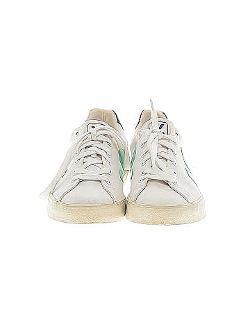 VEJA Sneakers (view 2)