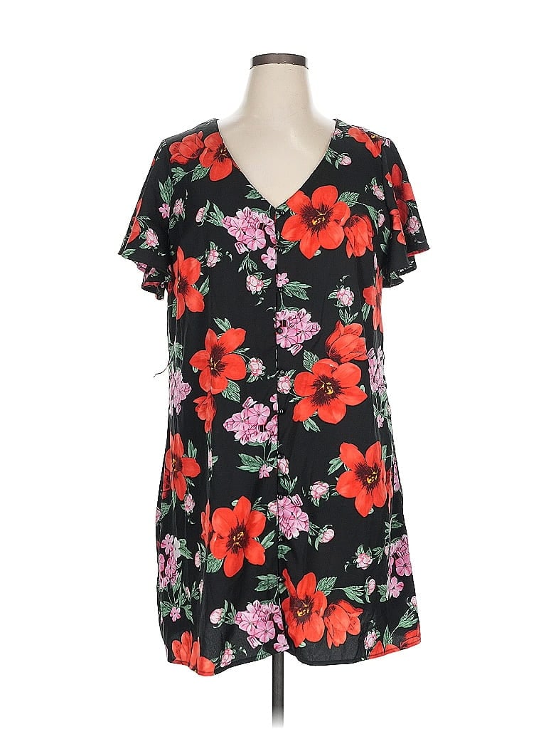 Click to view more detailed imagery on our partner's website Pre-owned Blush Casual Dress In Black