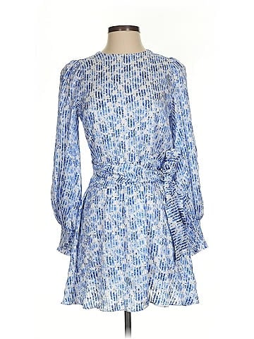 Alice + Olivia Casual Dress (view 1)