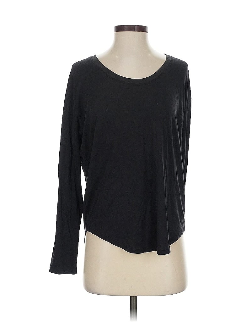 Pre-owned Athleta 3/4 Sleeve T-shirt In Black