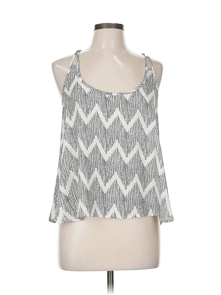 Click to view more detailed imagery on our partner's website Pre-owned Ymi Sleeveless Blouse In Silver