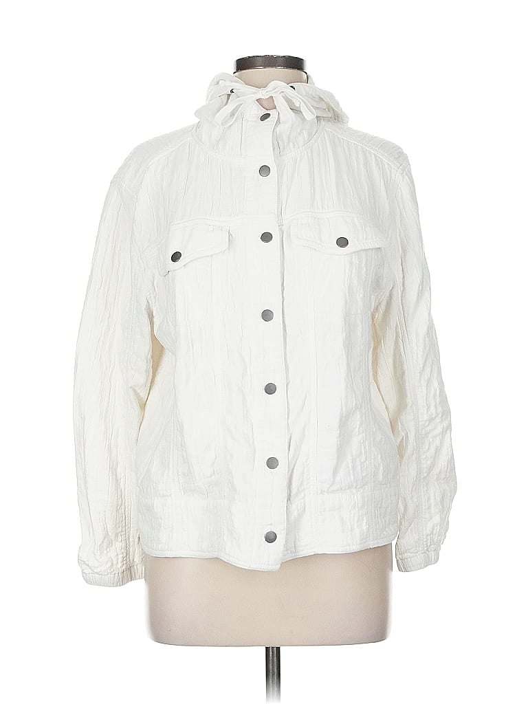 Click to view more detailed imagery on our partner's website Pre-owned Chico's Cardigan Sweater In White