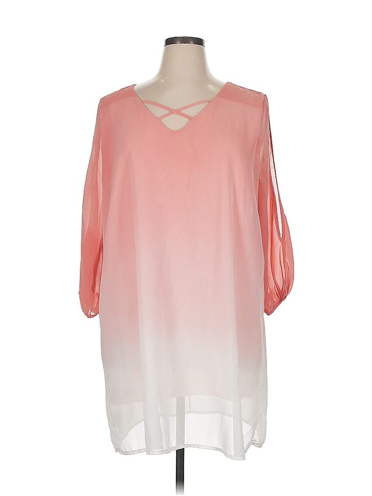 Click to view more detailed imagery on our partner's website Pre-owned Umgee 3/4 Sleeve Blouse In Pink
