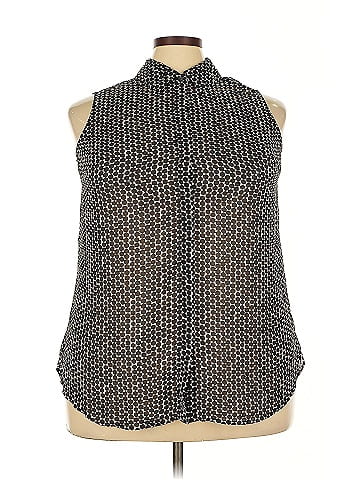 Lane Bryant Outlet Sleeveless Blouse (view 1)