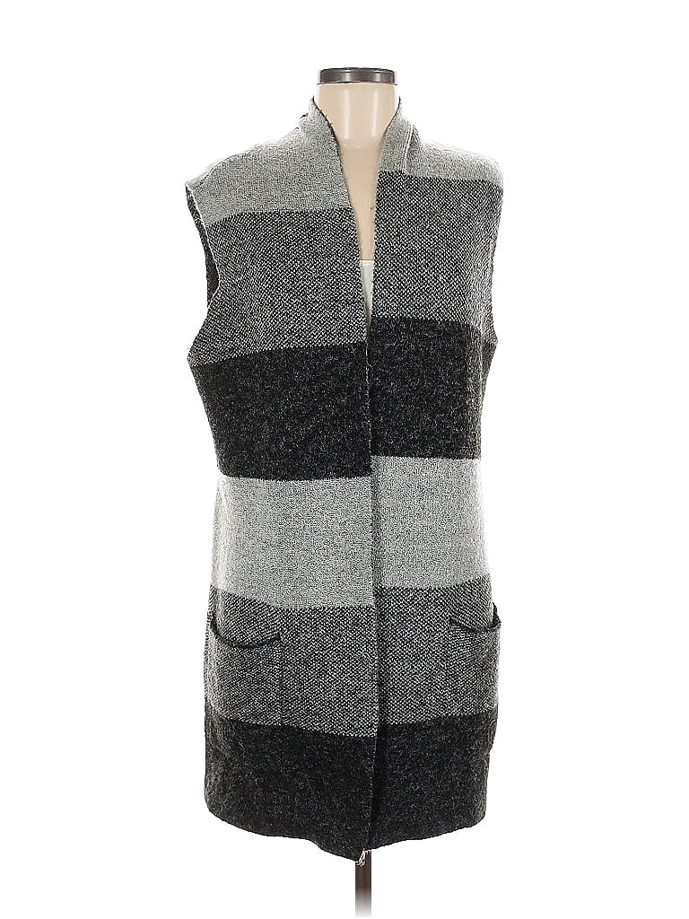 Pre-owned Evolution By Cyrus Sweater Vest In Gray