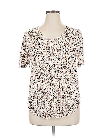 24/7 Maurices Short Sleeve T-Shirt (view 1)