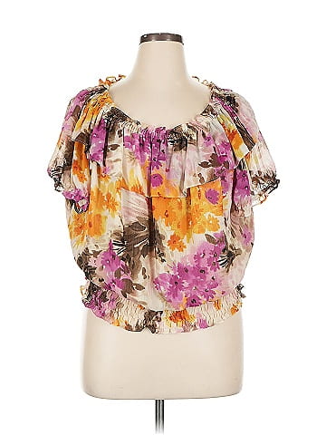Sunny Leigh Short Sleeve Blouse (view 1)